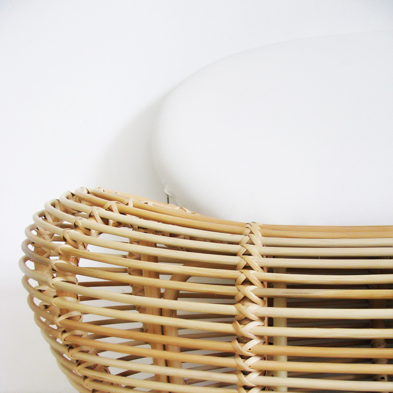 Ellipse Lounge Chair